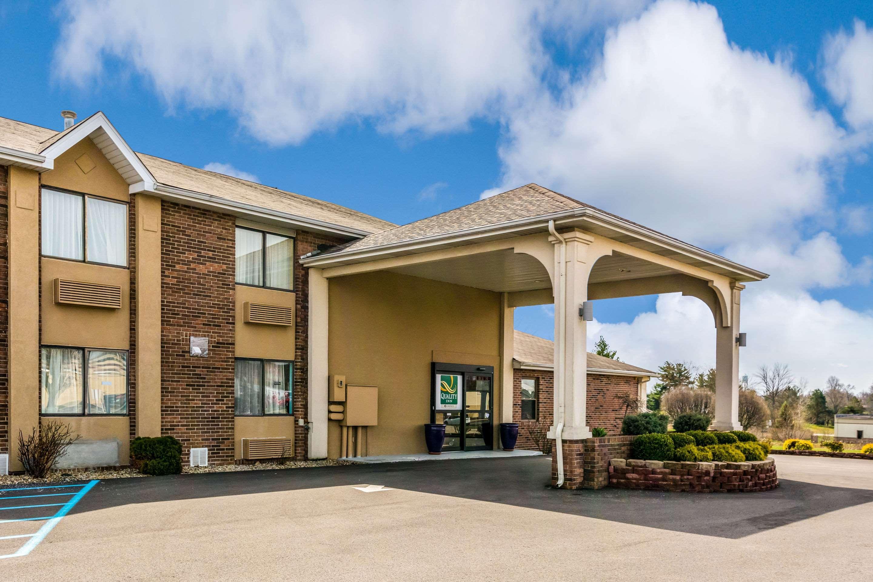Quality Inn I-74 Batesville Exterior foto